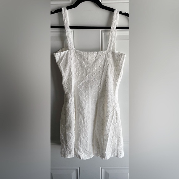 🚫SOLD ON CROSS POST🚫NWOT RARE CAPULET X REVOLVE Eyelet Rio Dress- $178 MSRP - Picture 6 of 17